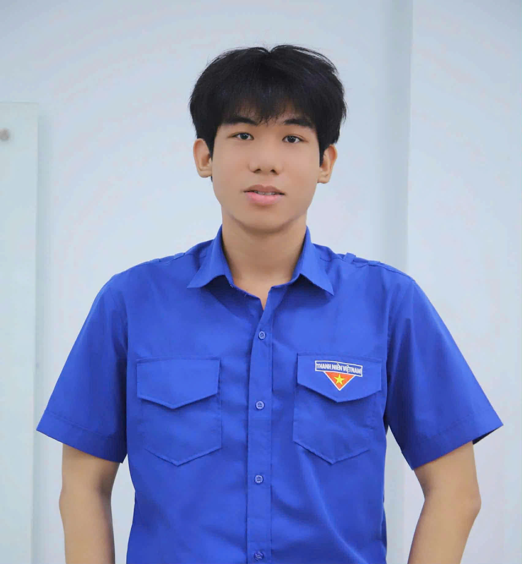 Ảnh thẻ Trần Thiên Ấn